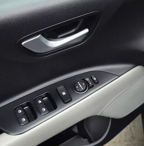 Kia Stonic 1.0 T-GDI OPF Platinum Edition full