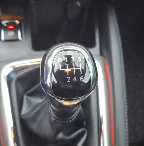 Nissan Qashqai 1.6 dCi 4 x 4 DPF Start/Stop tekna full