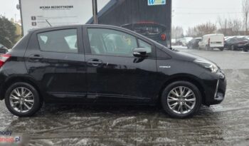 Toyota Yaris Hybrid 100 Terra full