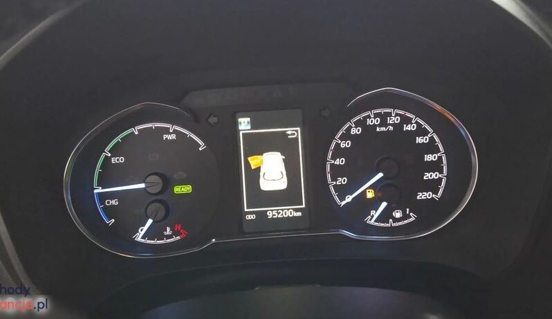 Toyota Yaris Hybrid 100 Terra full