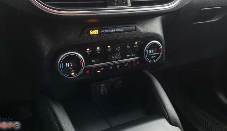 Ford Kuga 2.5P PHEV FWD Titanium full