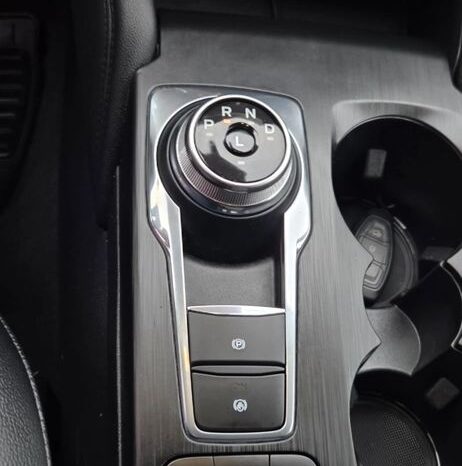 Ford Kuga 2.5P PHEV FWD Titanium full