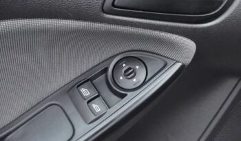 Ford Focus 1.0 EcoBoost Start-Stopp-System Champions Edition full