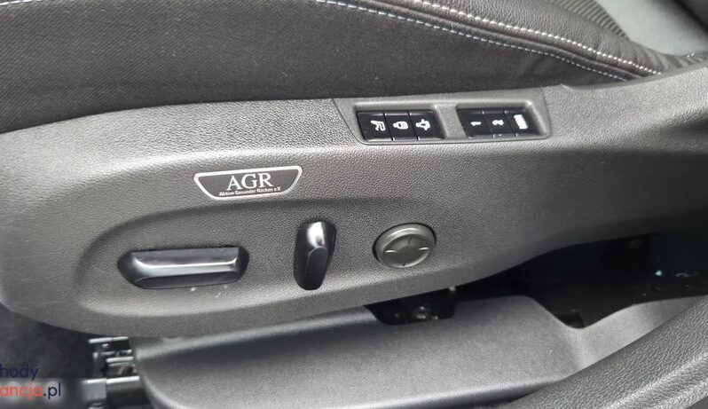 Opel Astra ver-1-4-t-elite-s-s full