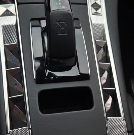 DS Automobiles DS 7 Crossback 1.6 E-Tense Bastille + full