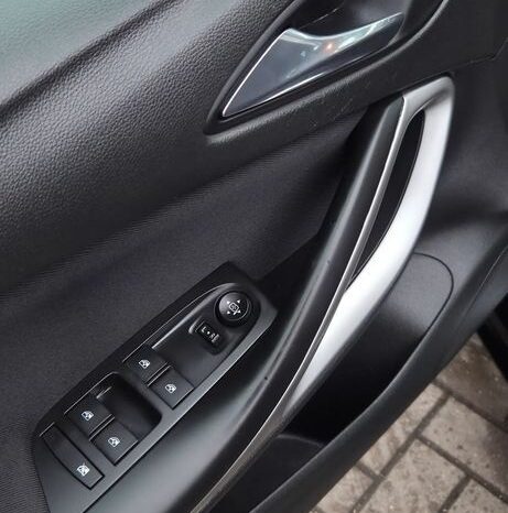 Opel Astra 1.6 CDTI Cosmo full