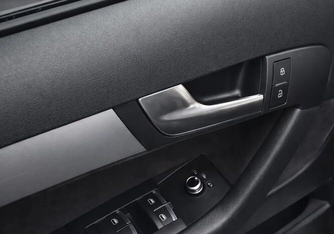 Audi A3 Sportback 1.6 TDI DPF S line Sportpaket full