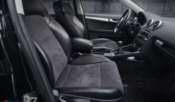 Audi A3 Sportback 1.6 TDI DPF S line Sportpaket full