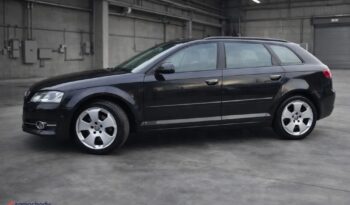 Audi A3 Sportback 1.6 TDI DPF S line Sportpaket full