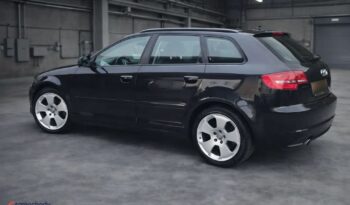 Audi A3 Sportback 1.6 TDI DPF S line Sportpaket full