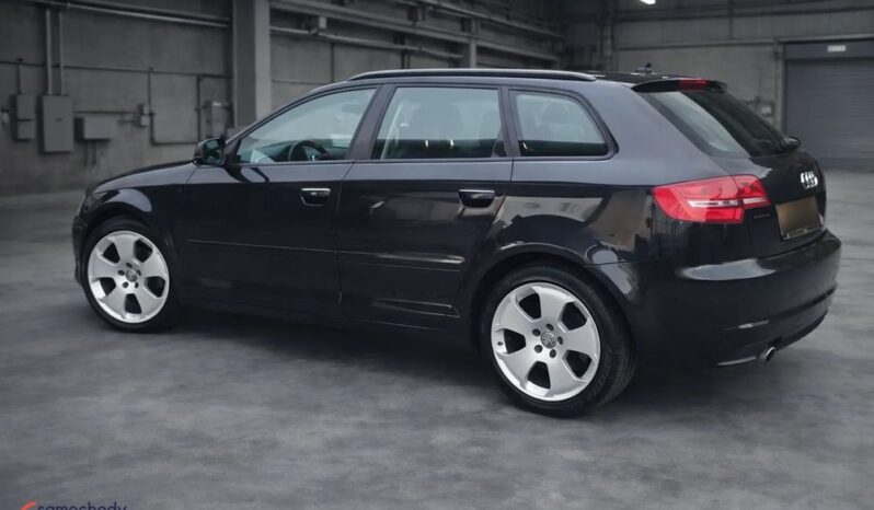 Audi A3 Sportback 1.6 TDI DPF S line Sportpaket full