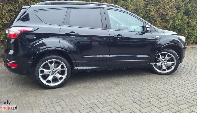 Ford Kuga 1.5 EcoBoost 2×4 ST-Line full