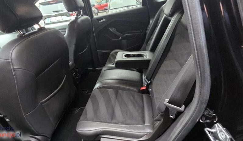 Ford Kuga 1.5 EcoBoost 2×4 ST-Line full