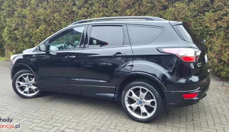 Ford Kuga 1.5 EcoBoost 2×4 ST-Line full