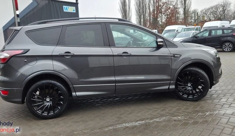 Ford Kuga 1.5 EcoBoost 2×4 ST-Line full