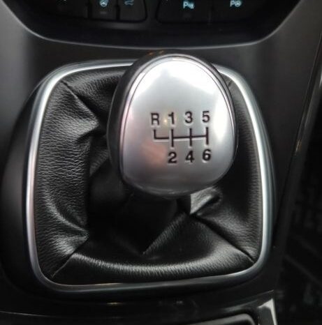 Ford Kuga 1.5 EcoBoost 2×4 ST-Line full