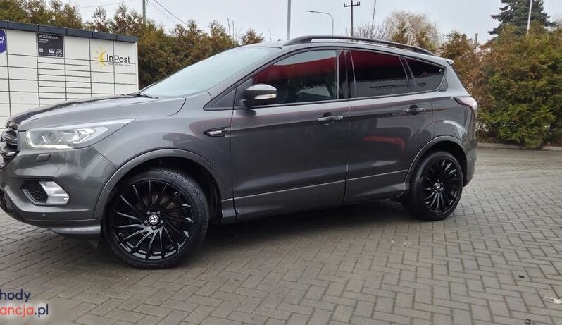 Ford Kuga 1.5 EcoBoost 2×4 ST-Line full