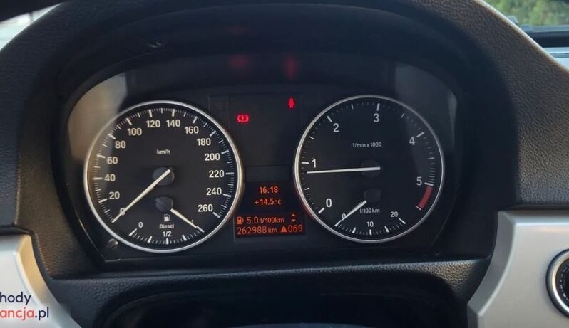BMW Seria 3 318d DPF Touring full