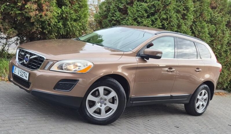 Volvo XC 60 2.4D AWD Momentum full
