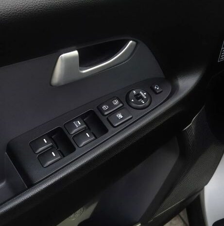 Kia Sportage full