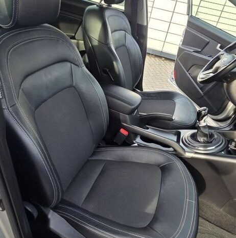 Kia Sportage full