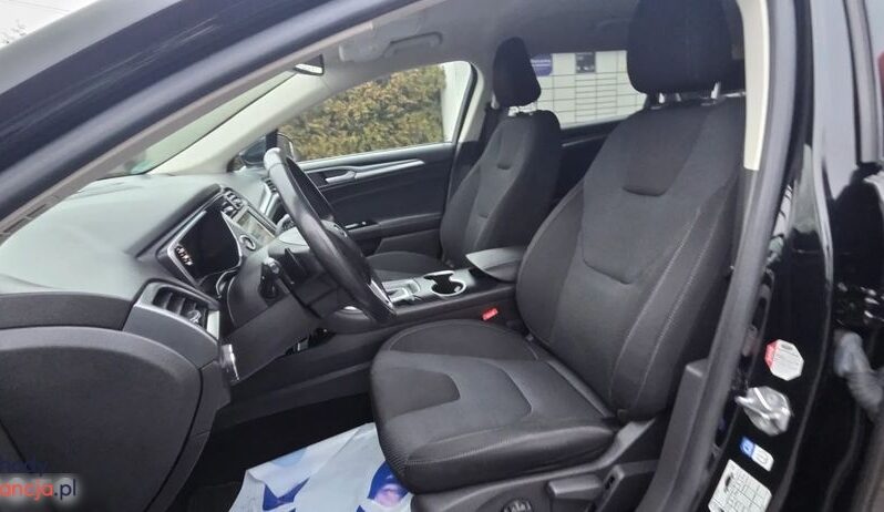 Ford Mondeo full