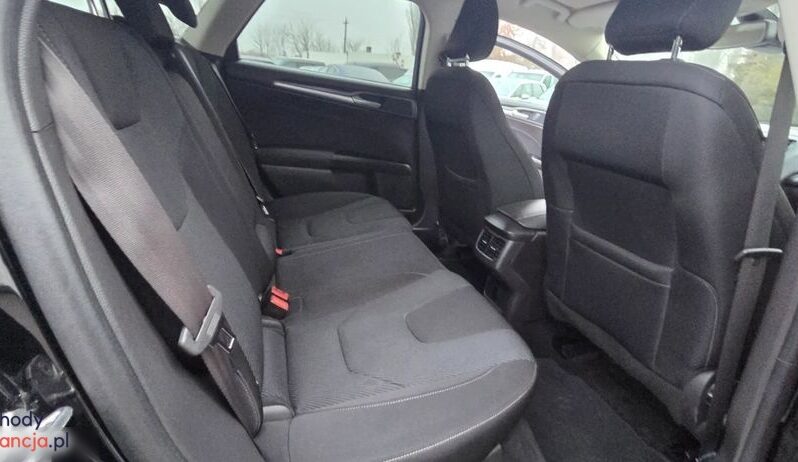 Ford Mondeo full