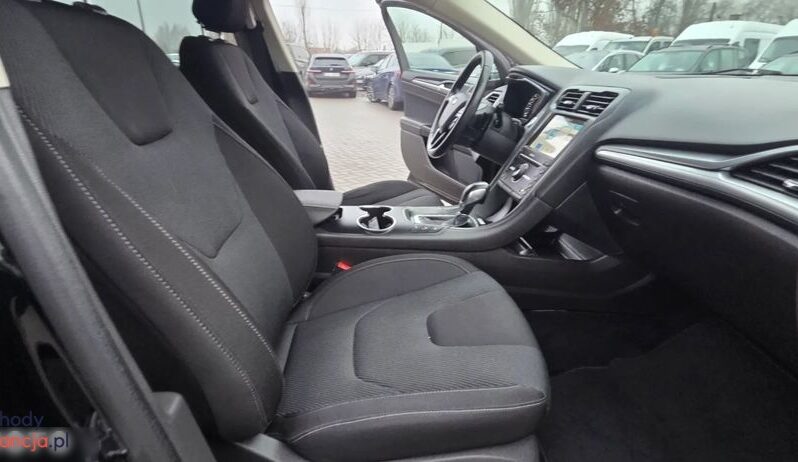 Ford Mondeo full