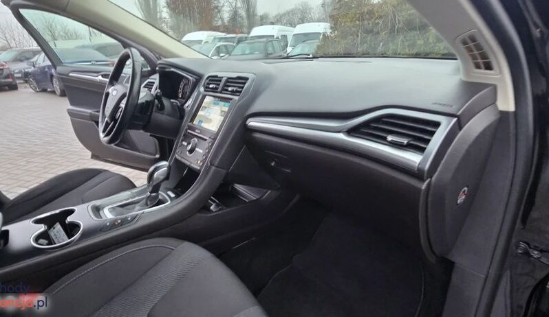 Ford Mondeo full