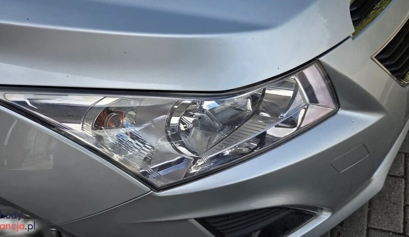 Chevrolet Cruze 1.8 LTZ full