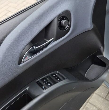 Opel Meriva 1.4 Ecoflex Innovation full