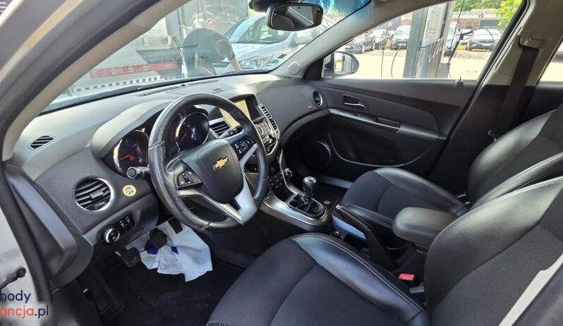 Chevrolet Cruze 1.8 LTZ full