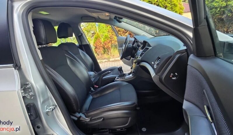 Chevrolet Cruze 1.8 LTZ full