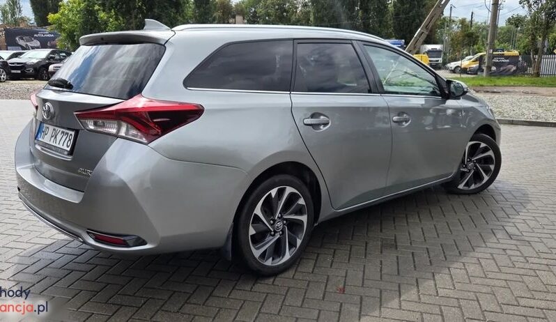 Toyota Auris 1.6 D-4D Design Edition full