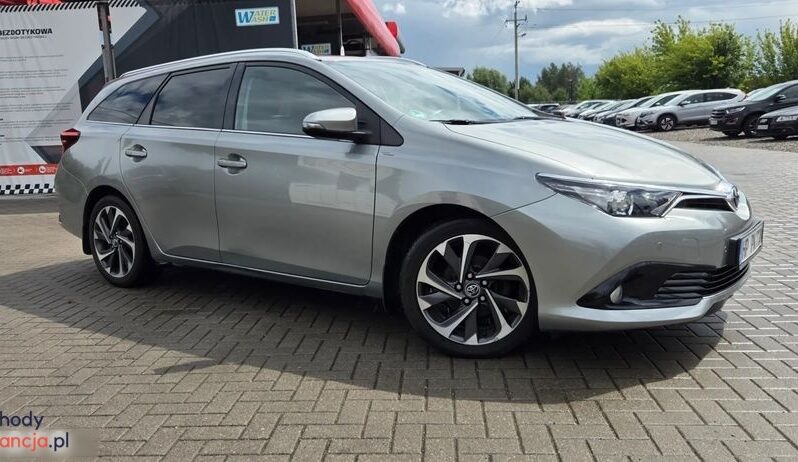 Toyota Auris 1.6 D-4D Design Edition full