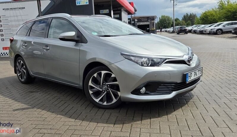 Toyota Auris 1.6 D-4D Design Edition full