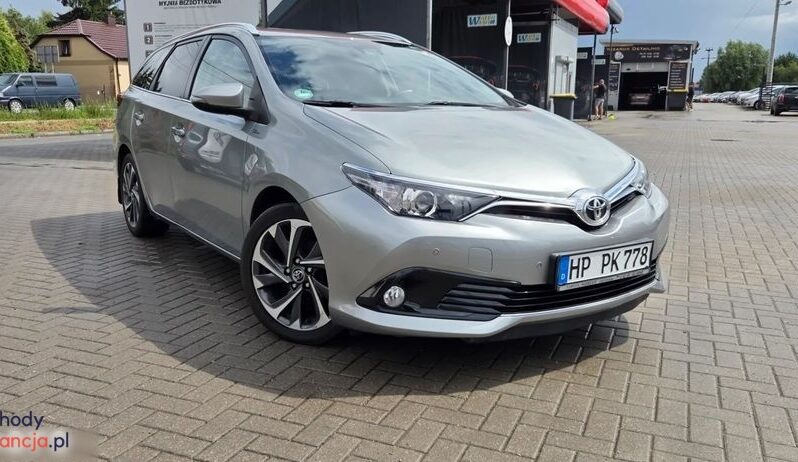Toyota Auris 1.6 D-4D Design Edition full