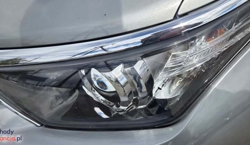 Toyota Auris 1.6 D-4D Design Edition full