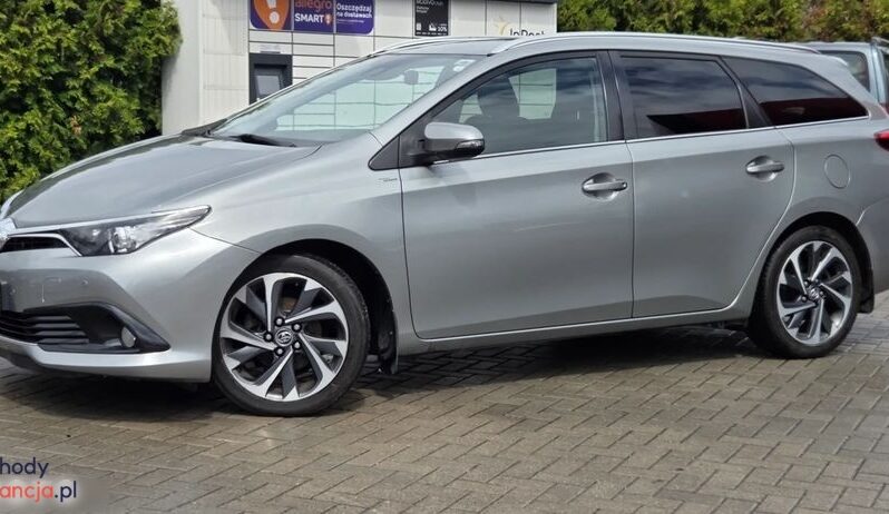 Toyota Auris 1.6 D-4D Design Edition full
