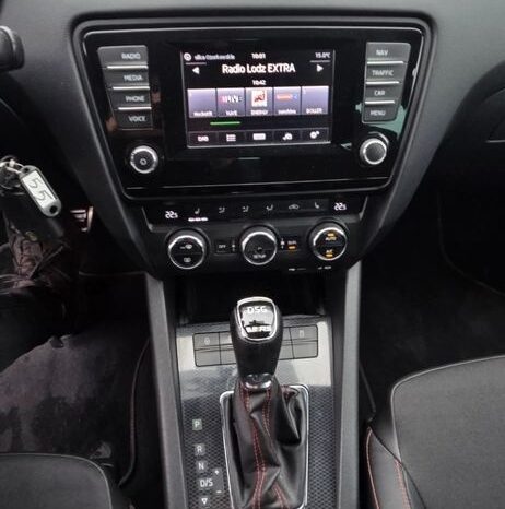 Skoda Octavia 2.0 TDI DSG RS full