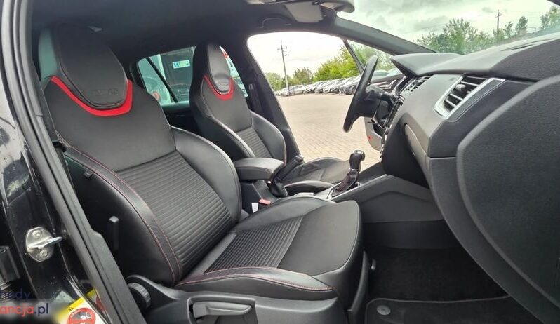 Skoda Octavia 2.0 TDI DSG RS full