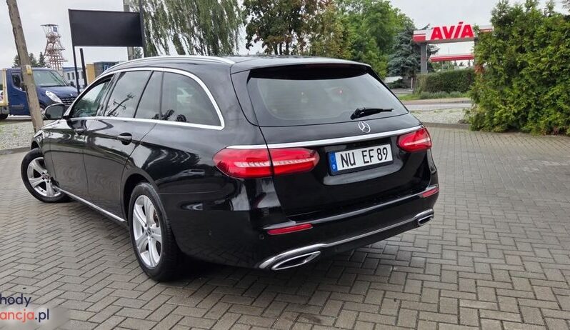 Mercedes-Benz Klasa E 220 d 9G-TRONIC full
