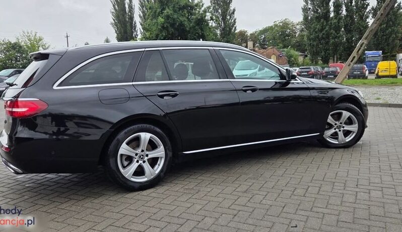Mercedes-Benz Klasa E 220 d 9G-TRONIC full