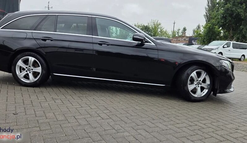 Mercedes-Benz Klasa E 220 d 9G-TRONIC full
