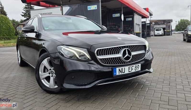 Mercedes-Benz Klasa E 220 d 9G-TRONIC full