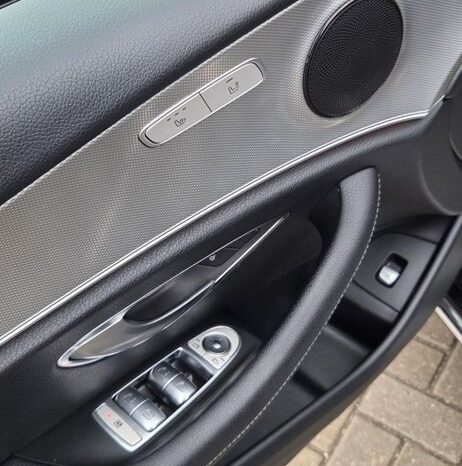 Mercedes-Benz Klasa E 220 d 9G-TRONIC full