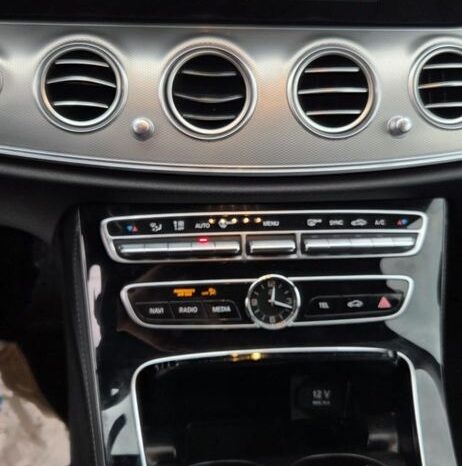 Mercedes-Benz Klasa E 220 d 9G-TRONIC full