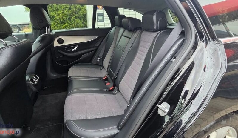 Mercedes-Benz Klasa E 220 d 9G-TRONIC full