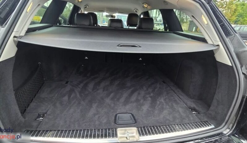Mercedes-Benz Klasa E 220 d 9G-TRONIC full