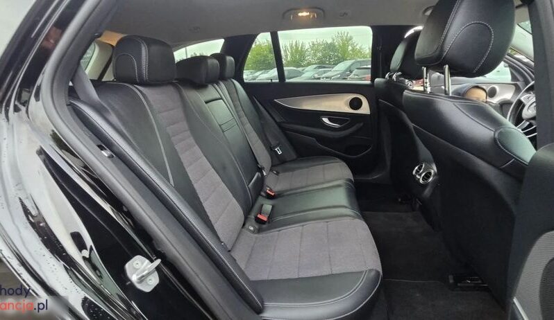 Mercedes-Benz Klasa E 220 d 9G-TRONIC full